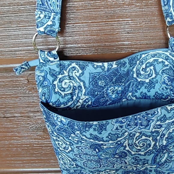 Waverly Inspirations purse. - Picture 5 of 7